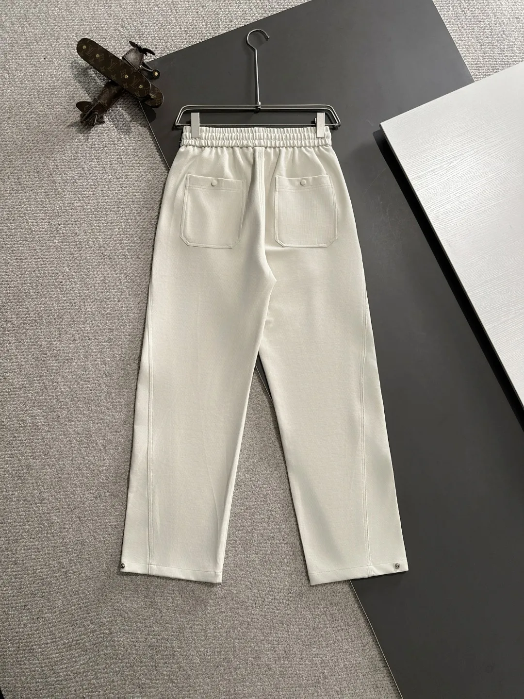 🅿️400 next day shipping Stone Island 2025 spring and summer new elastic band casual pants, thin counter custom fabrics, high breathability and comfort, impeccable details, brand element design concept, reflecting high quality. It feels delicate and soft! It presents a casual cut and the upper body shape is great! Size: M-4XL